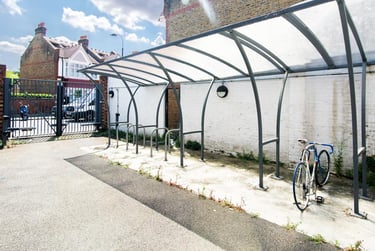 1 bed studio, Fulham Palace Road, Hammersmith, London, W69PA - Image 8